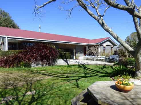 92 Hickman Road, Onaero