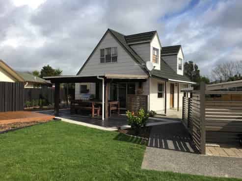 10 Humphries Place, Awapuni