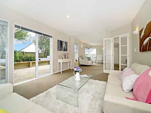 2/163 Whitford Road, Somerville