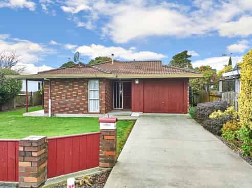 231 Botanical Road, Takaro