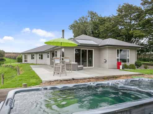 447 Parklands Road, Rotoorangi