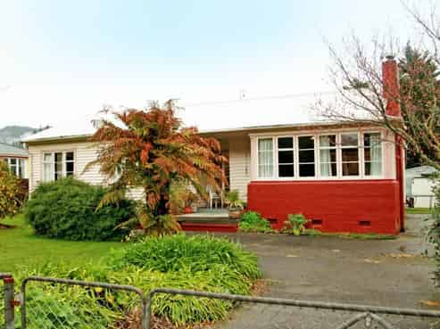 55 Takaka Valley Highway, Takaka