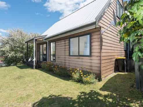 36B Windsor Road, Bellevue