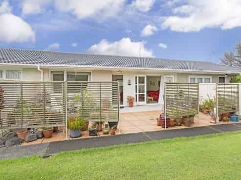 2/45 Howe Street, Howick