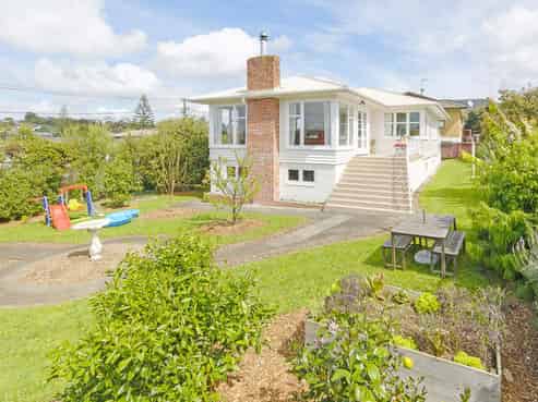 2 Stamford Park Road, Mount Roskill