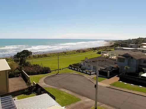 6 Seaton Street, Strandon