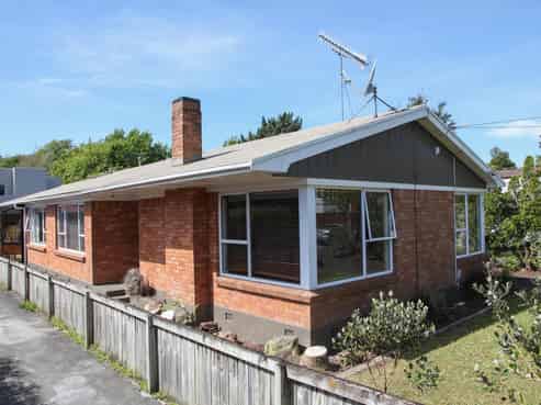 33 Edinburgh Road, Hillcrest