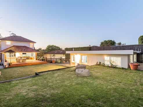 28 Glen Atkinson Street, Saint Heliers