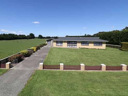 125 Moore Road, Lorneville