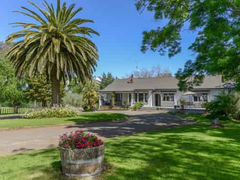 468 Flag Range Road, Sherenden