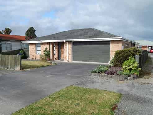 103 Peel Street, Westport