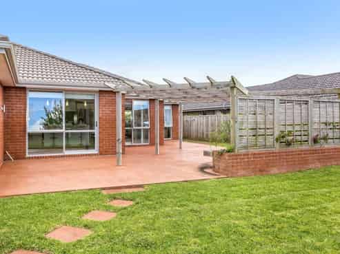 10 Searle Drive, Patumahoe