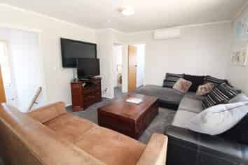 254 Kenwood Drive, Matarangi