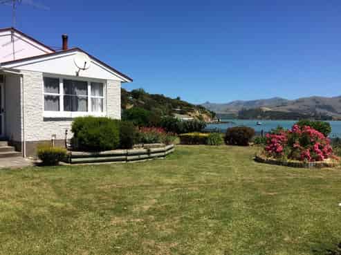 2 Haywards Lane, Duvauchelle