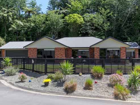 12C Cherry Lane, Hurdon