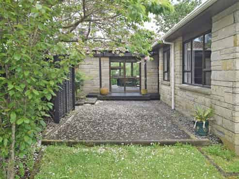 351 Tukapa Street, Hurdon