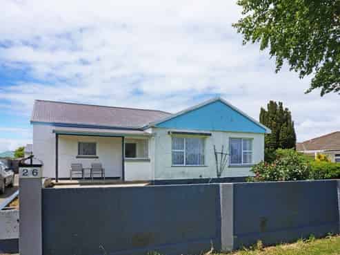 26 Coronation Street, Strathern