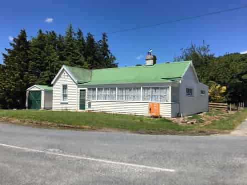 11 Halsey Street, Clinton and Surrounds