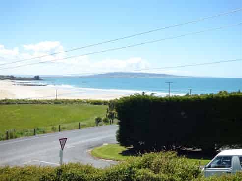 4 Poole Road, Kaka Point