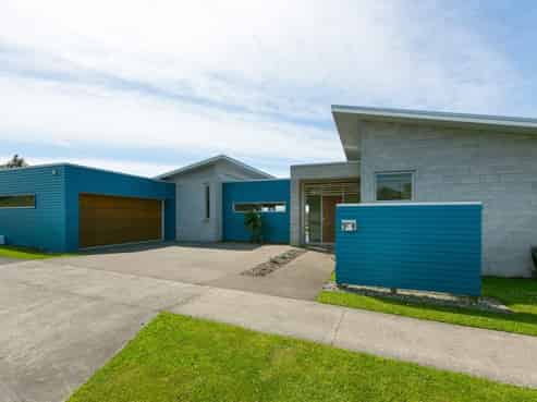 61 Karamea Street, Whalers Gate