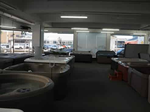 74 Gill Street Retail