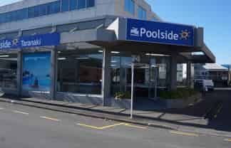 74 Gill Street Retail