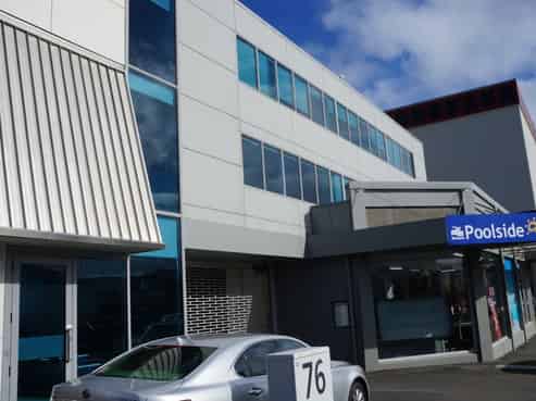 74 Gill Street Retail