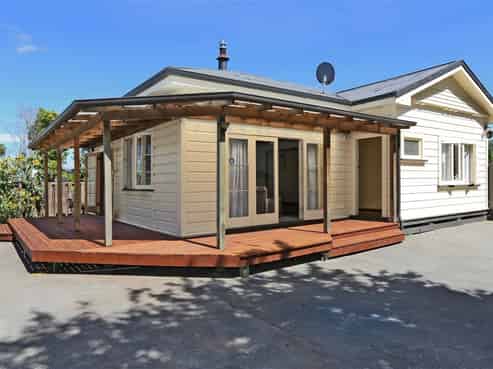 10 Railway Road, Whakatu