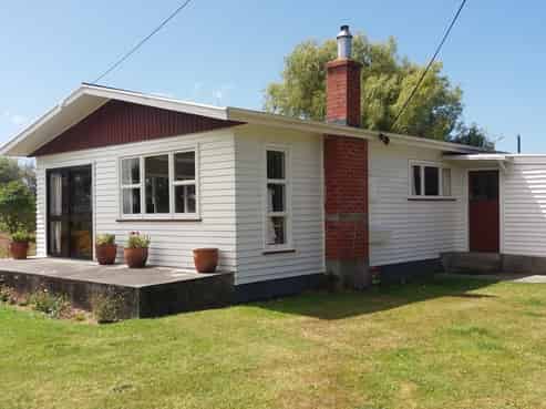 414 Naughton Road, Levels