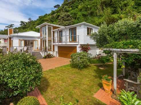 293 Karaka Bay Road, Karaka Bays