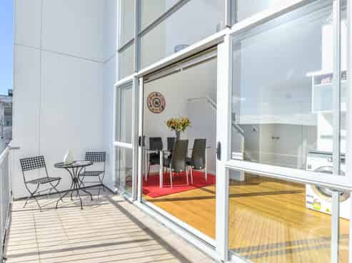 408/10 Flower Street, Eden Terrace