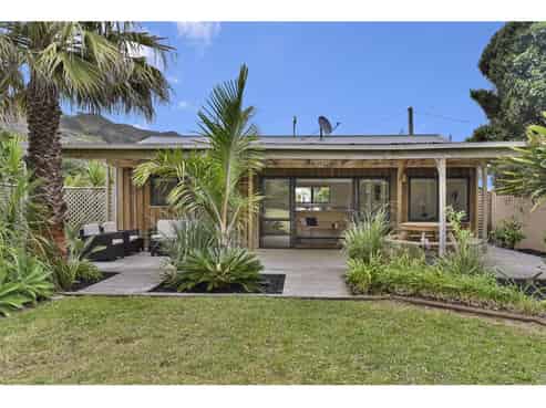 14 Mission Road, Port Waikato