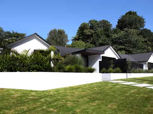 14 Brooklands Road, Brooklands