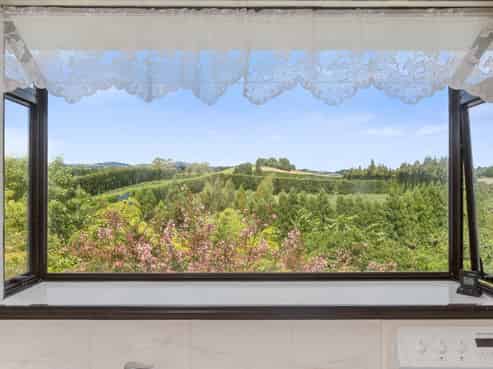 68B Poike Road, Hairini