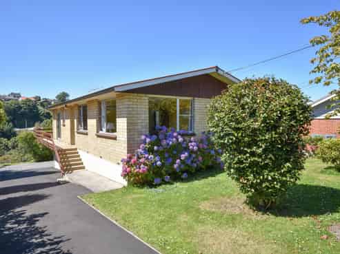 29 Glen Road, Mornington