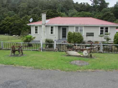 16 Whio Street, Pongaroa