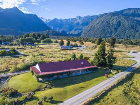 105 Cook Flat Road, Fox Glacier