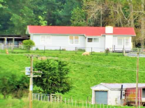 2642 Raukawa Road, Maraekakaho