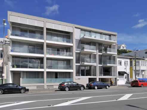 6/74 Oriental Parade, Oriental Bay