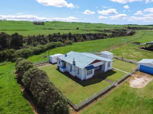 102 Crownthorpe Road, Crownthorpe