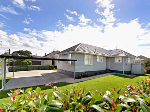 64 Kings Road, Panmure