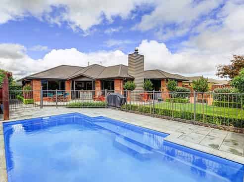 8 Aquila Crescent, Rototuna North