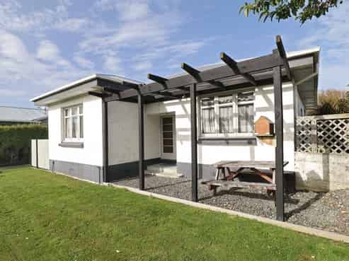 151 Dome Street, Newfield