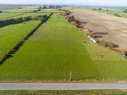 400 Factory Road, Winchester