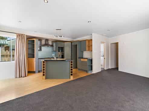 6 Corilin Place, Mangakakahi