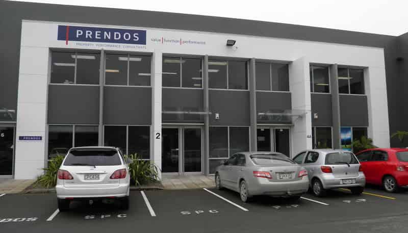 2/35 Sir William Pickering Drive, Harewood