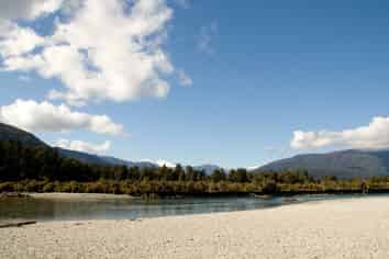 1 Paringa River Area, Bruce Bay