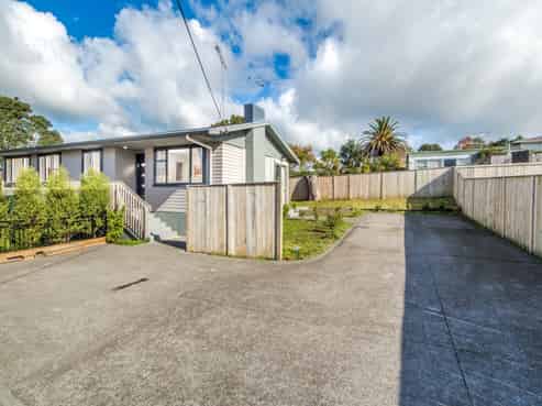 39 Fairclough Road, Beach Haven