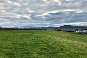 SIZE, LOCATION, VIEWS...THIS ONE REALLY DOES HAVE IT ALL