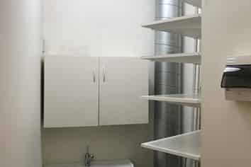 73sqm Retail/Office in Newmarket + 2 carparks